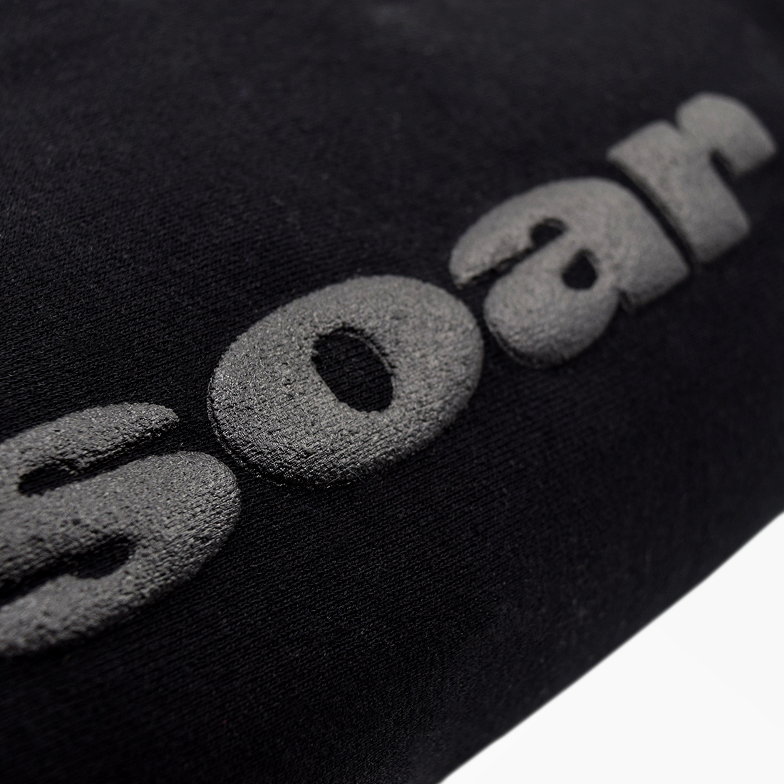 Soar_Goods_Sweatshirt_CloseUp_RetailPortal_1100x1100_V1